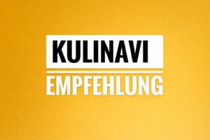 KULINAVI Empfehlung auf goldenem Hintergrund in klarer, kontrastreicher Typografie.